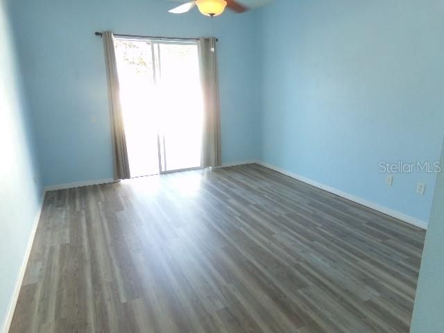 For Sale: $389,999 (4 beds, 2 baths, 1900 Square Feet)