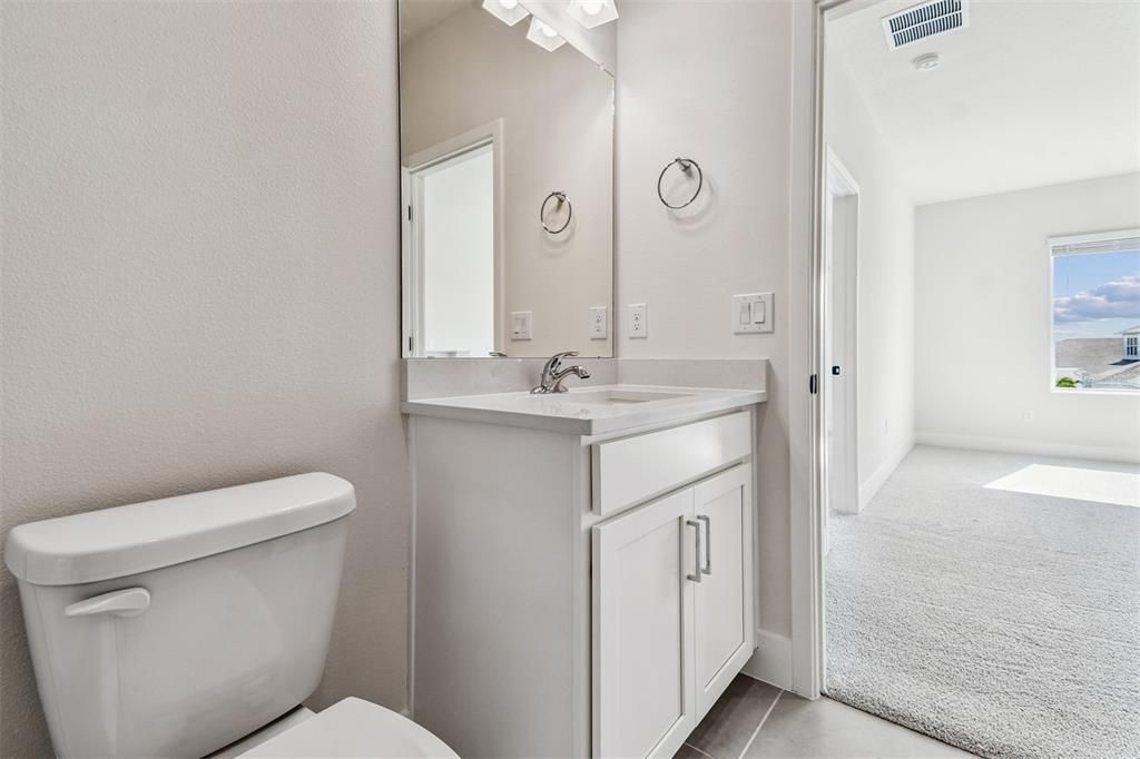 En Venta: $414,990 (3 camas, 2 baños, 2145 Pies cuadrados)