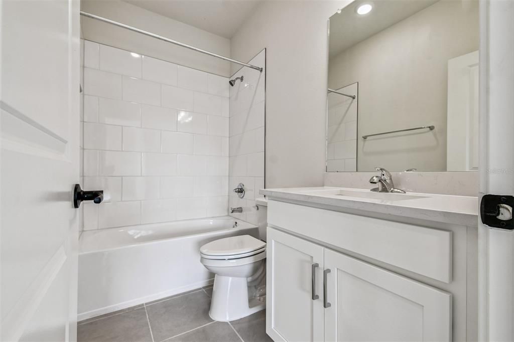 En Venta: $414,990 (3 camas, 2 baños, 2145 Pies cuadrados)