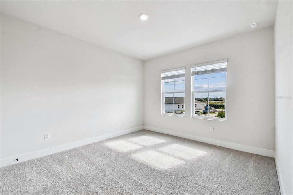 En Venta: $414,990 (3 camas, 2 baños, 2145 Pies cuadrados)