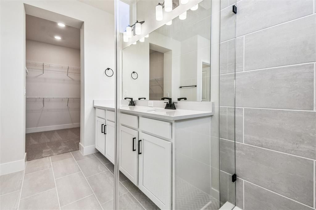 En Venta: $414,990 (3 camas, 2 baños, 2145 Pies cuadrados)