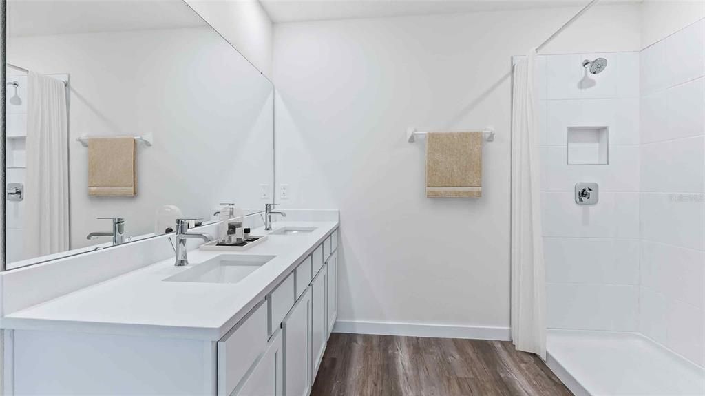 待售: $382,065 (3 贝兹, 2 浴室, 1672 平方英尺)