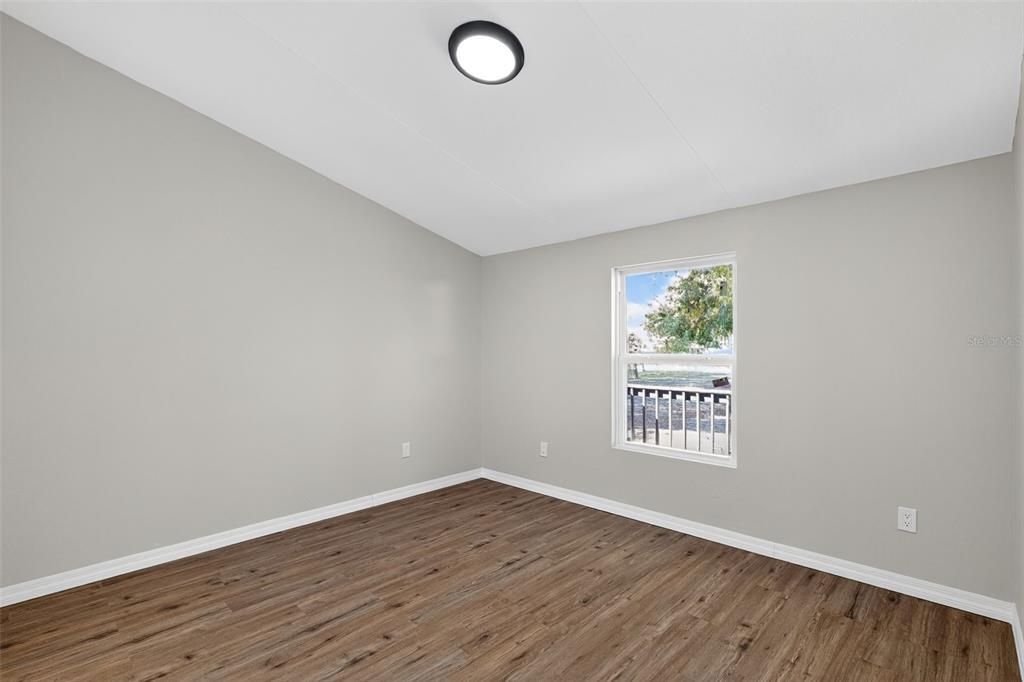 En Venta: $249,900 (2 camas, 2 baños, 960 Pies cuadrados)