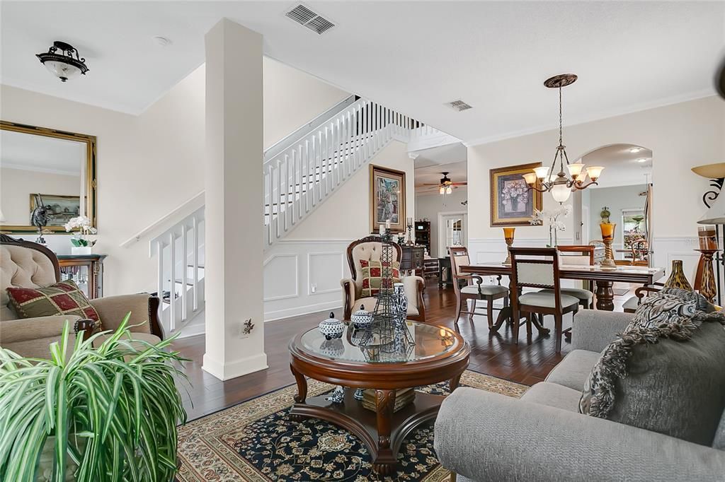 待售: $670,000 (5 贝兹, 3 浴室, 2461 平方英尺)