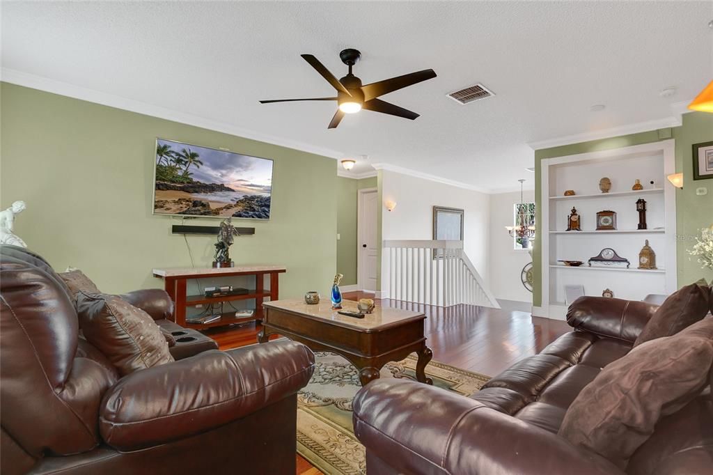 待售: $670,000 (5 贝兹, 3 浴室, 2461 平方英尺)