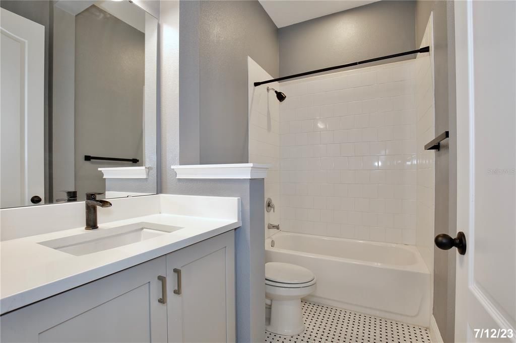 出租: $3,495 (3 贝兹, 2 浴室, 2622 平方英尺)