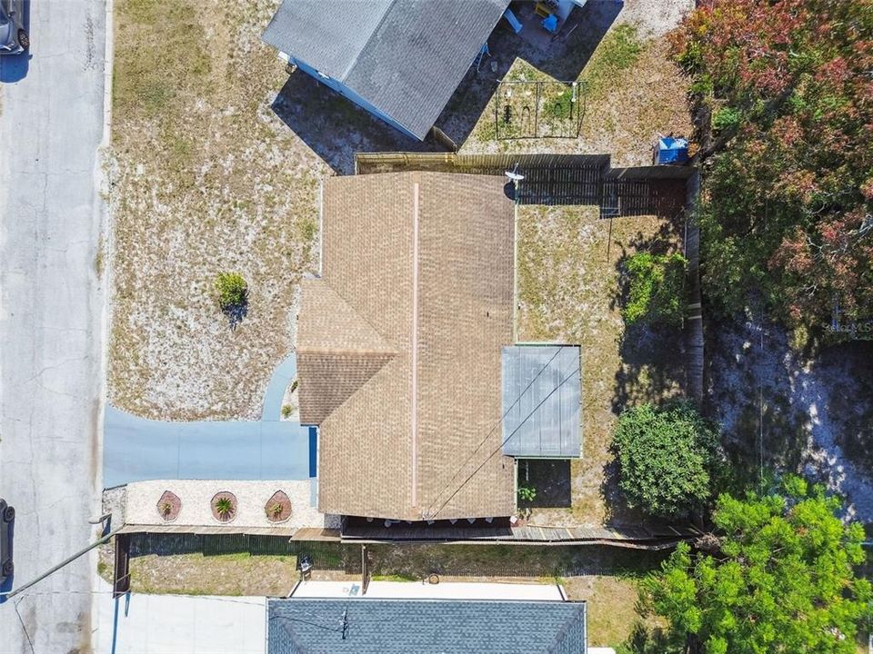 For Sale: $225,000 (2 beds, 1 baths, 1047 Square Feet)