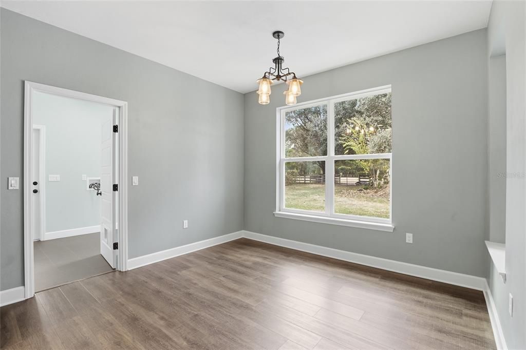 待售: $649,999 (2 贝兹, 2 浴室, 2039 平方英尺)