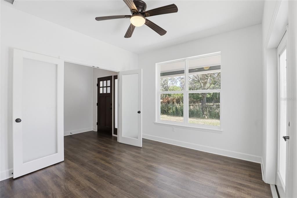 待售: $649,999 (2 贝兹, 2 浴室, 2039 平方英尺)