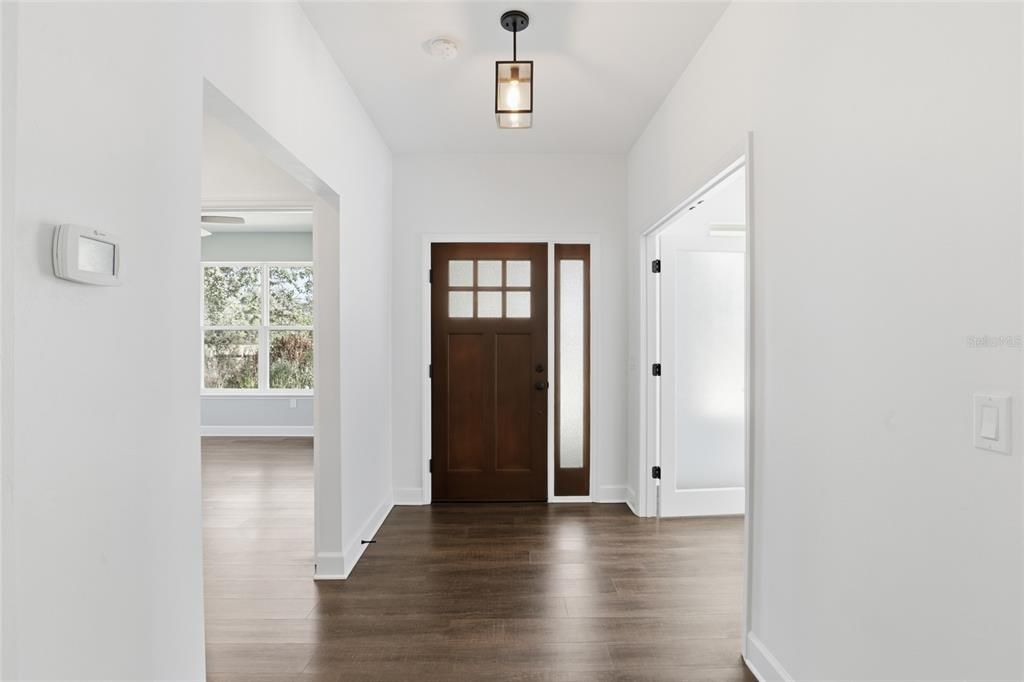 待售: $649,999 (2 贝兹, 2 浴室, 2039 平方英尺)