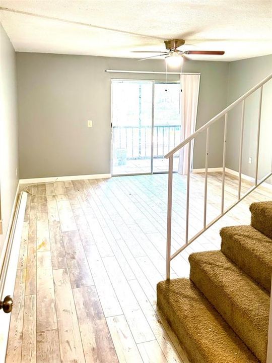 For Rent: $1,800 (2 beds, 1 baths, 1098 Square Feet)