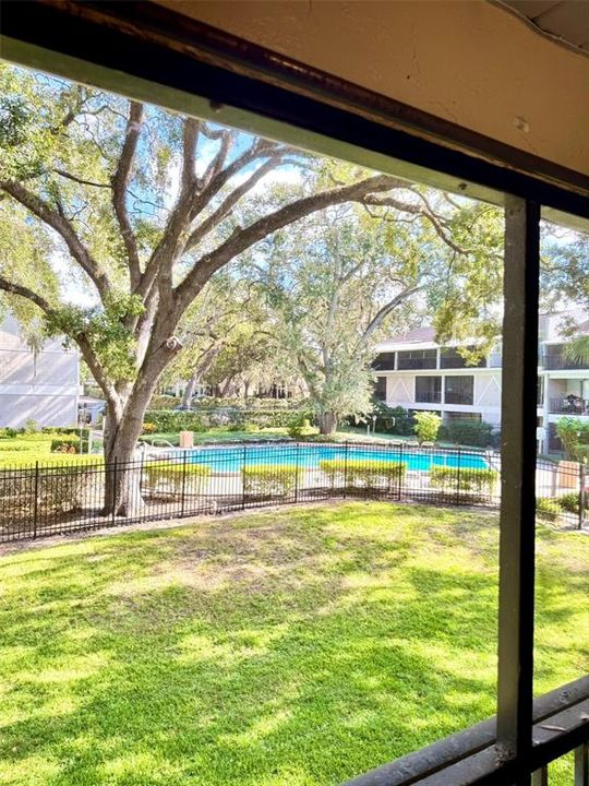 For Rent: $1,800 (2 beds, 1 baths, 1098 Square Feet)