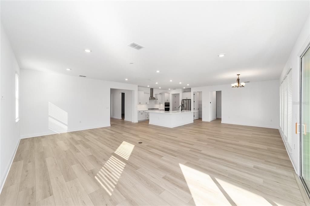 待售: $449,000 (2 贝兹, 3 浴室, 2493 平方英尺)