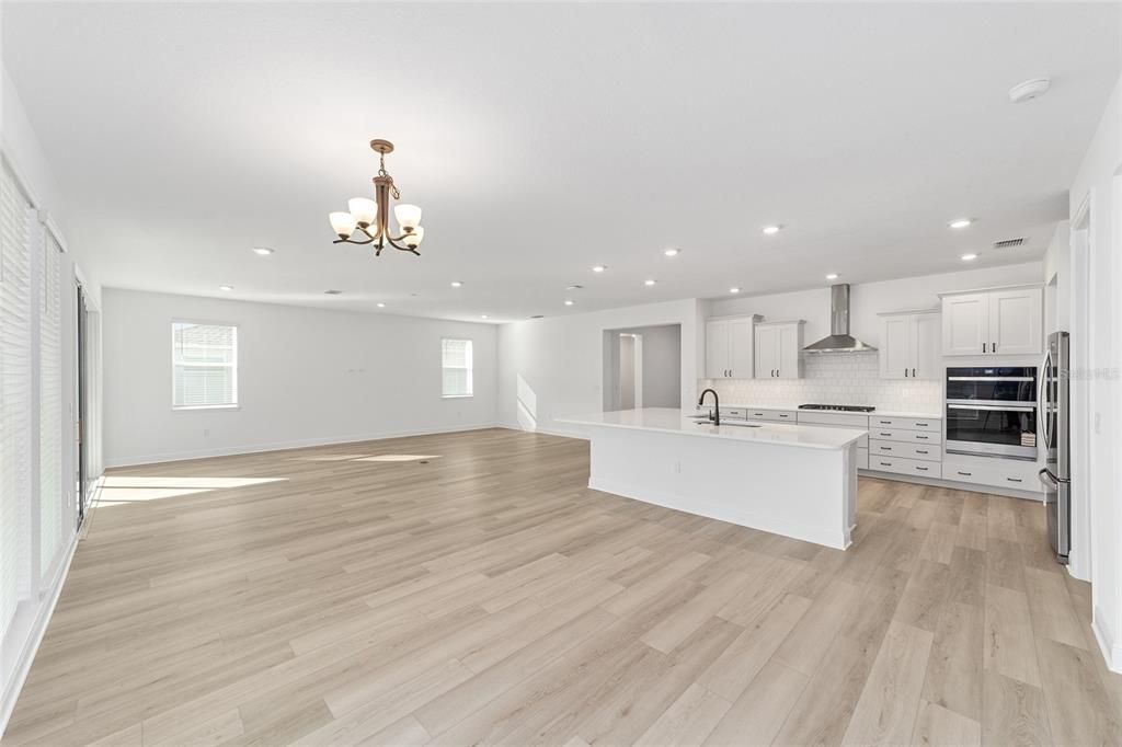 待售: $449,000 (2 贝兹, 3 浴室, 2493 平方英尺)