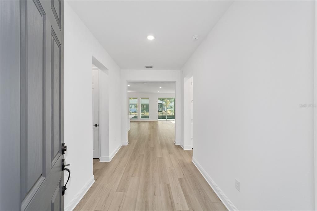 待售: $449,000 (2 贝兹, 3 浴室, 2493 平方英尺)