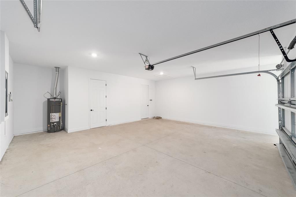 待售: $449,000 (2 贝兹, 3 浴室, 2493 平方英尺)