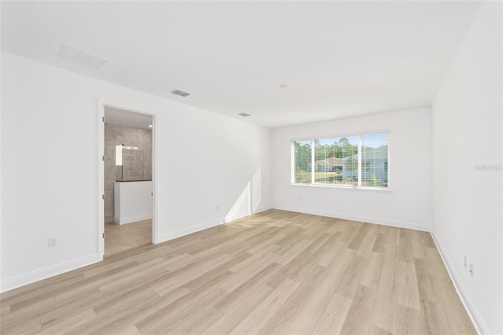 待售: $449,000 (2 贝兹, 3 浴室, 2493 平方英尺)