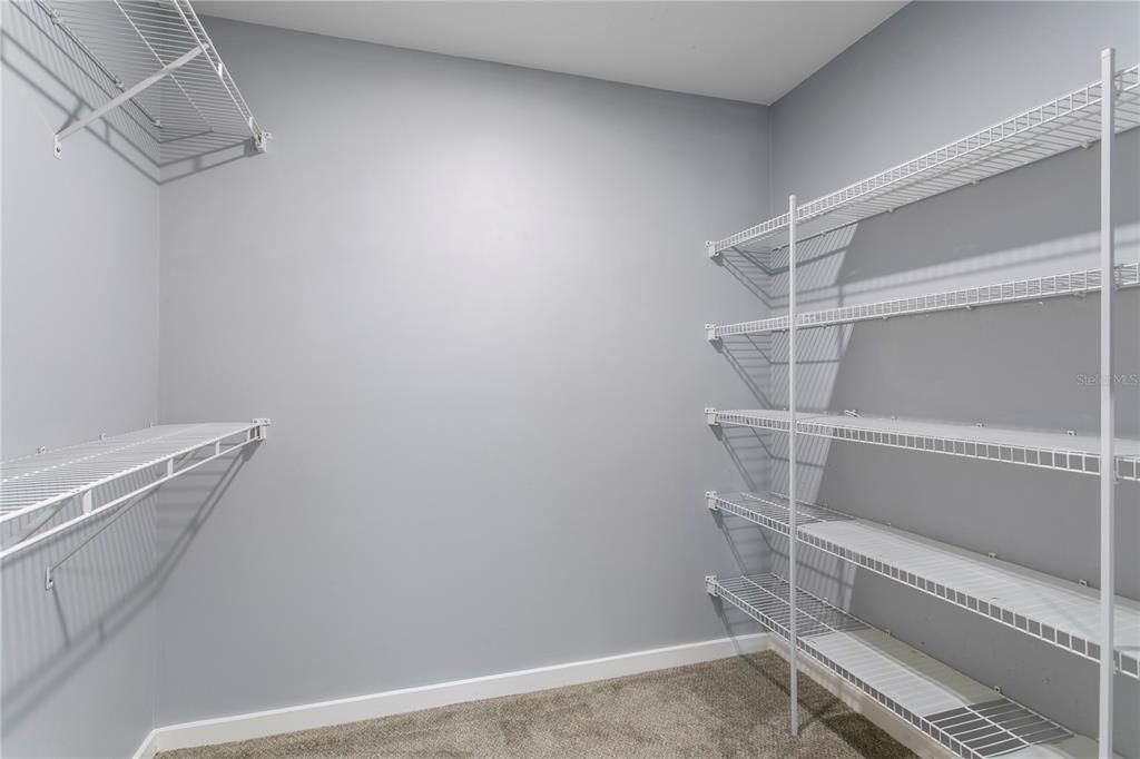 For Sale: $689,000 (2 beds, 2 baths, 1390 Square Feet)