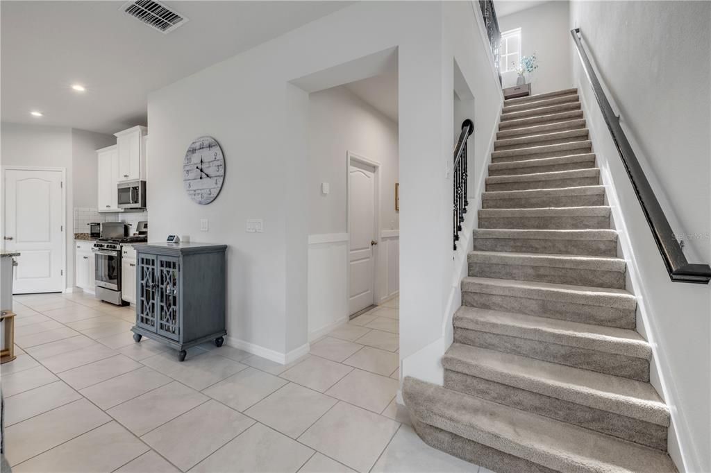 На продажу: $410,000 (3 спален, 2 ванн, 1936 Квадратных фут)