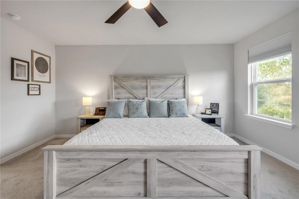 На продажу: $410,000 (3 спален, 2 ванн, 1936 Квадратных фут)