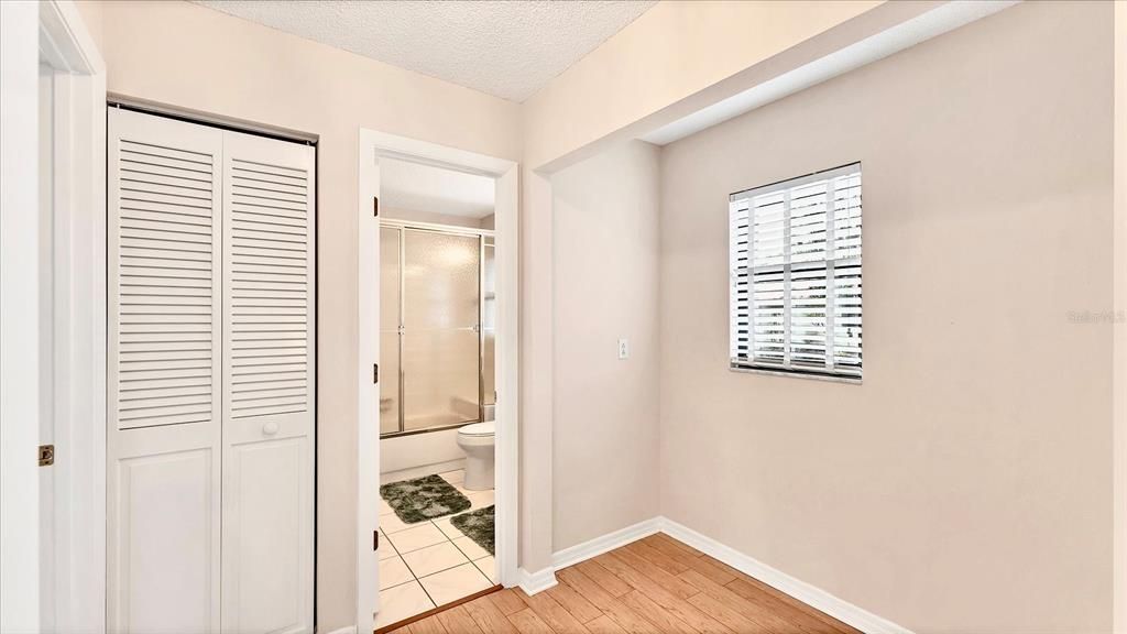 For Sale: $399,987 (2 beds, 2 baths, 1412 Square Feet)