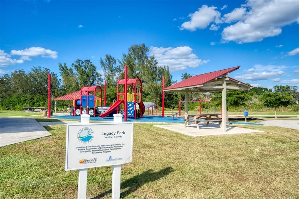 For Sale: $399,987 (2 beds, 2 baths, 1412 Square Feet)