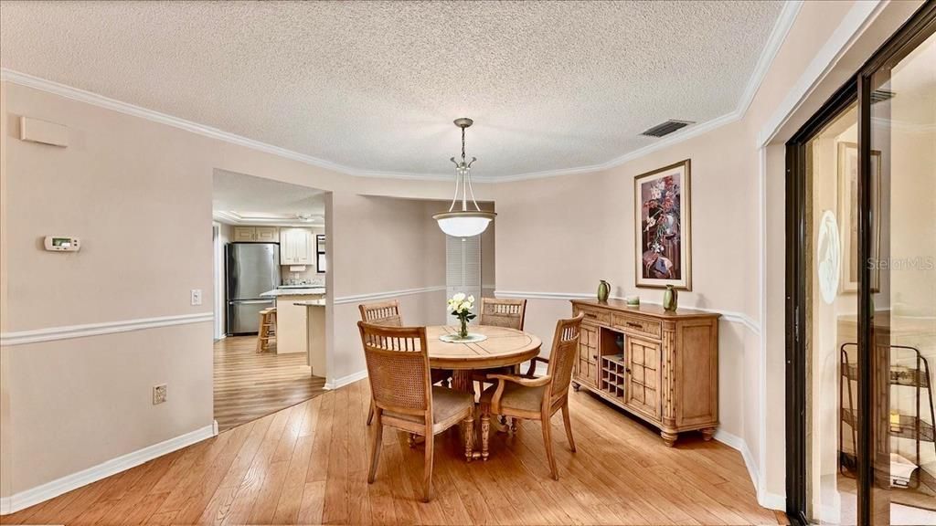 For Sale: $399,987 (2 beds, 2 baths, 1412 Square Feet)