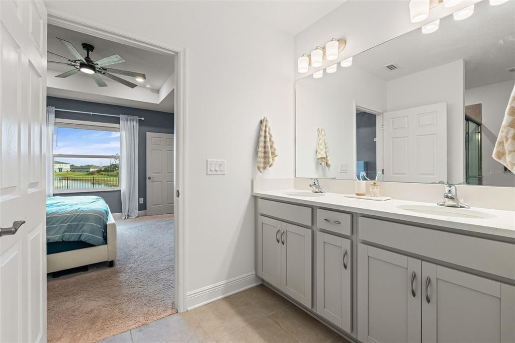 На продажу: $350,000 (3 спален, 2 ванн, 1519 Квадратных фут)