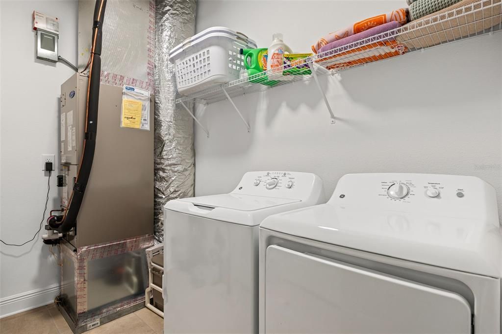 На продажу: $350,000 (3 спален, 2 ванн, 1519 Квадратных фут)