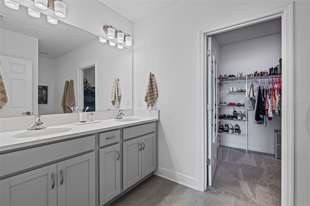 На продажу: $350,000 (3 спален, 2 ванн, 1519 Квадратных фут)