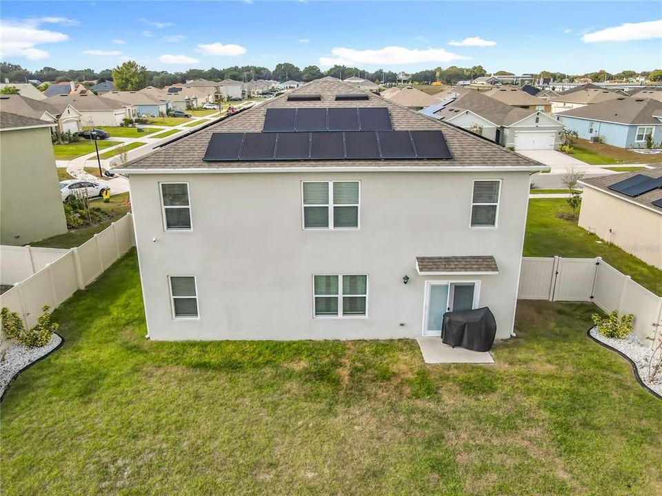 На продажу: $450,000 (5 спален, 3 ванн, 2704 Квадратных фут)