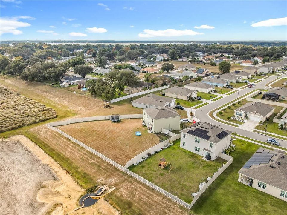 На продажу: $450,000 (5 спален, 3 ванн, 2704 Квадратных фут)