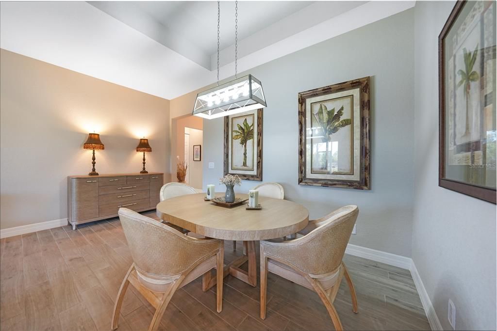 待售: $379,000 (3 贝兹, 2 浴室, 1615 平方英尺)