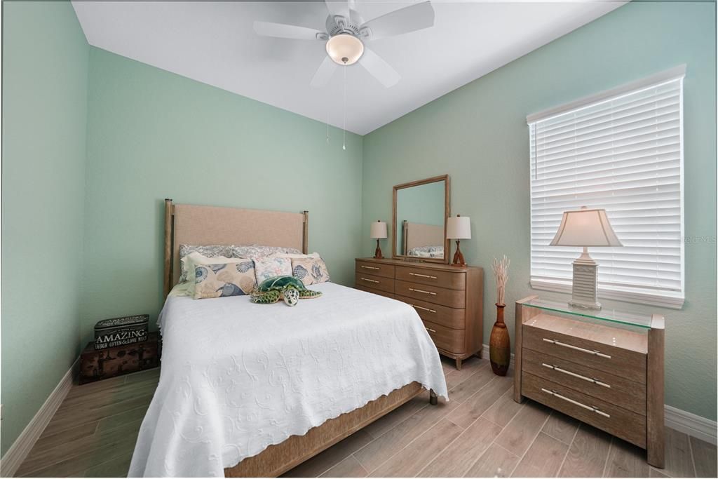 待售: $379,000 (3 贝兹, 2 浴室, 1615 平方英尺)