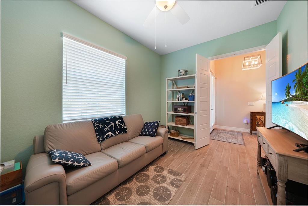 待售: $379,000 (3 贝兹, 2 浴室, 1615 平方英尺)