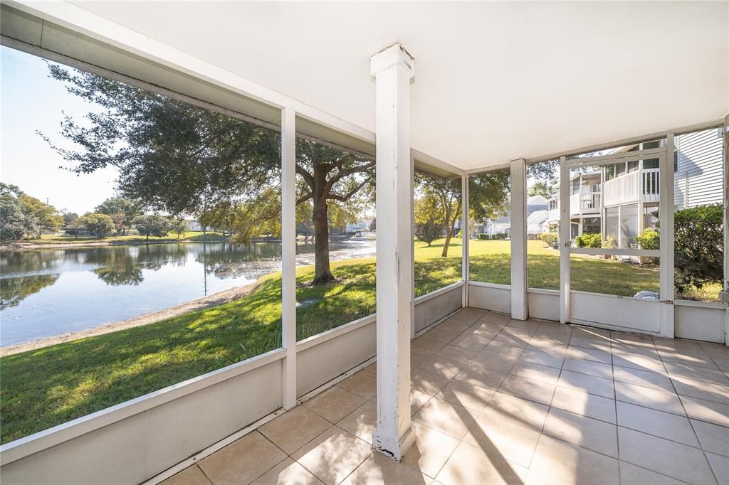 Под контрактом: $185,000 (1 спален, 1 ванн, 900 Квадратных фут)