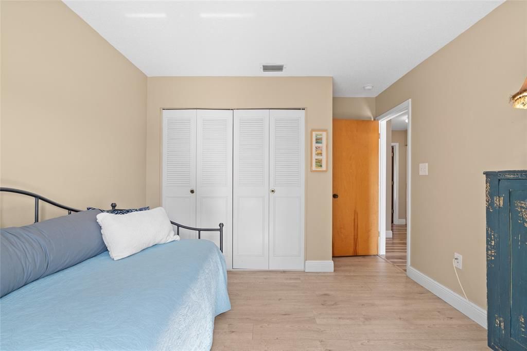 En Venta: $315,000 (3 camas, 2 baños, 1517 Pies cuadrados)