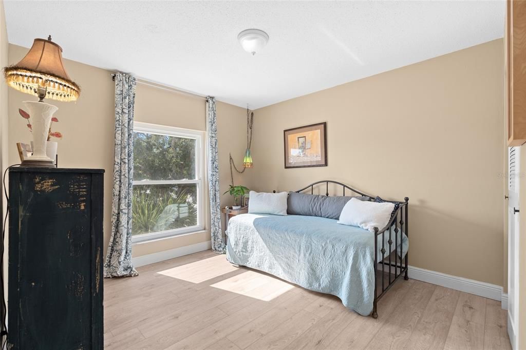 En Venta: $315,000 (3 camas, 2 baños, 1517 Pies cuadrados)