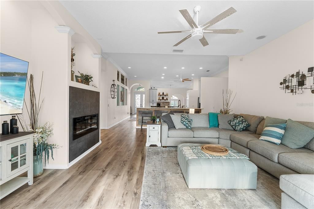 待售: $725,000 (4 贝兹, 3 浴室, 3324 平方英尺)