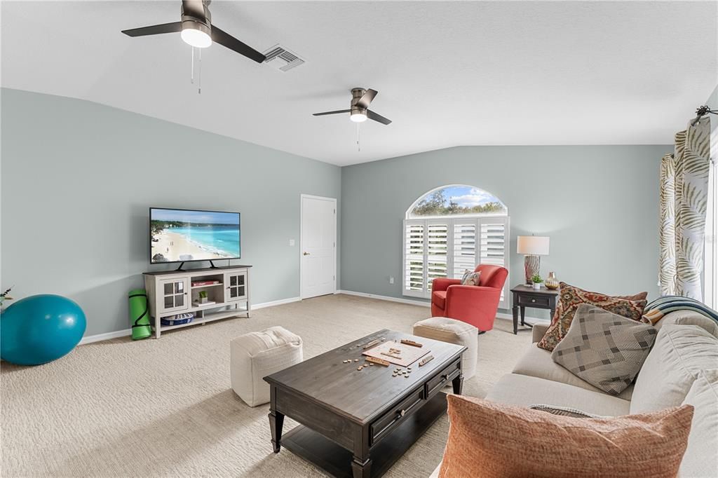 待售: $725,000 (4 贝兹, 3 浴室, 3324 平方英尺)