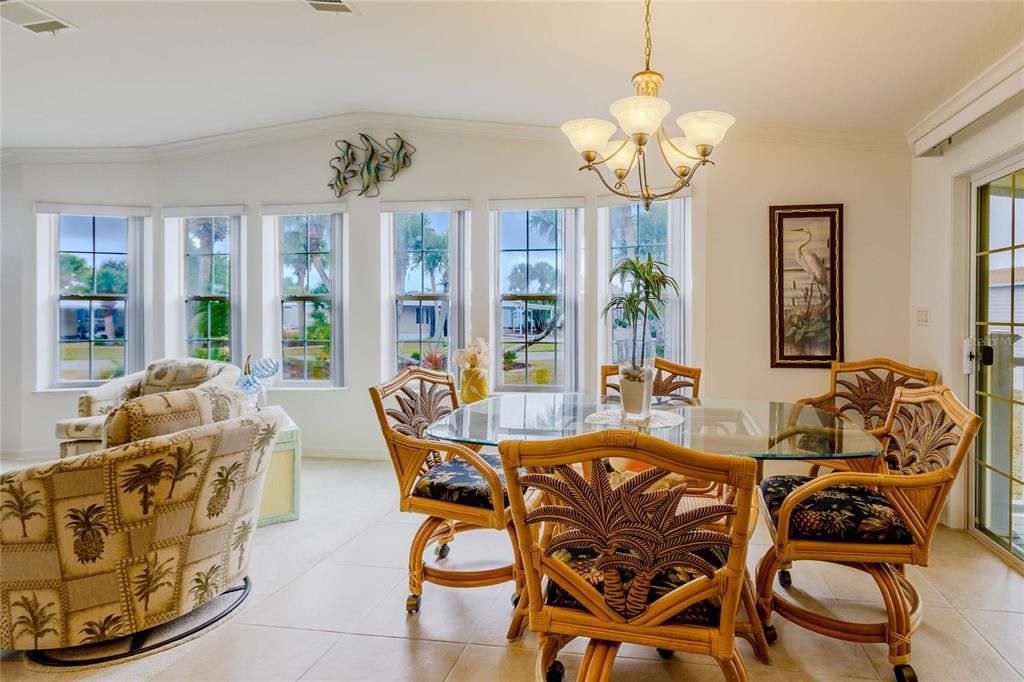 На продажу: $269,000 (2 спален, 2 ванн, 1566 Квадратных фут)