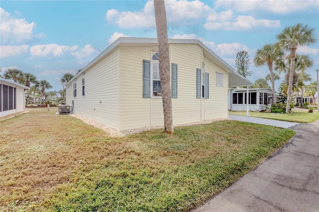 На продажу: $269,000 (2 спален, 2 ванн, 1566 Квадратных фут)