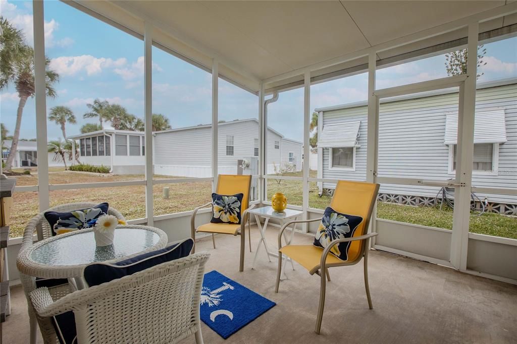 На продажу: $269,000 (2 спален, 2 ванн, 1566 Квадратных фут)