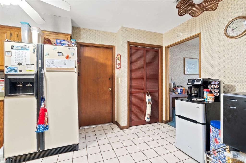 En Venta: $210,000 (3 camas, 2 baños, 1402 Pies cuadrados)