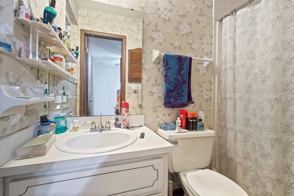 En Venta: $210,000 (3 camas, 2 baños, 1402 Pies cuadrados)