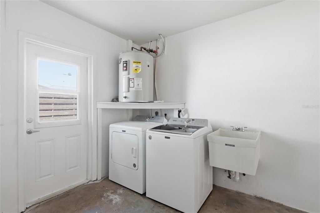 待售: $525,000 (3 贝兹, 2 浴室, 2050 平方英尺)