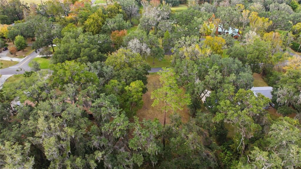 待售: $104,000 (0.52 acres)