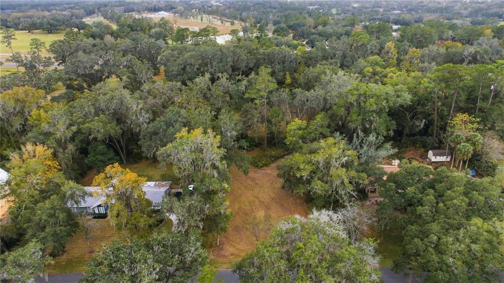 待售: $104,000 (0.52 acres)