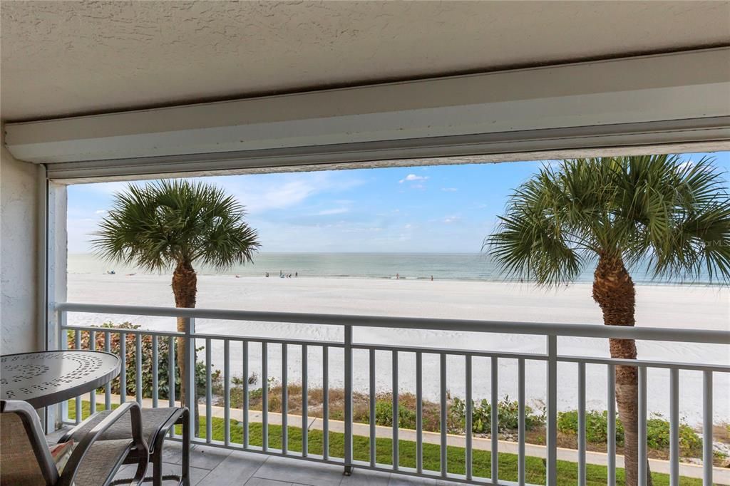 En Venta: $1,550,000 (3 camas, 3 baños, 1824 Pies cuadrados)