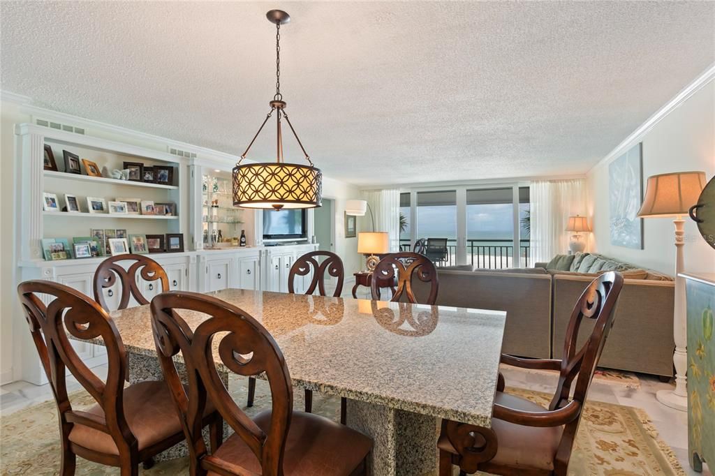 En Venta: $1,550,000 (3 camas, 3 baños, 1824 Pies cuadrados)